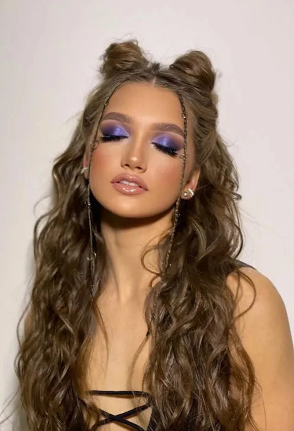 7 Best 90s Makeup Trends to Recreate