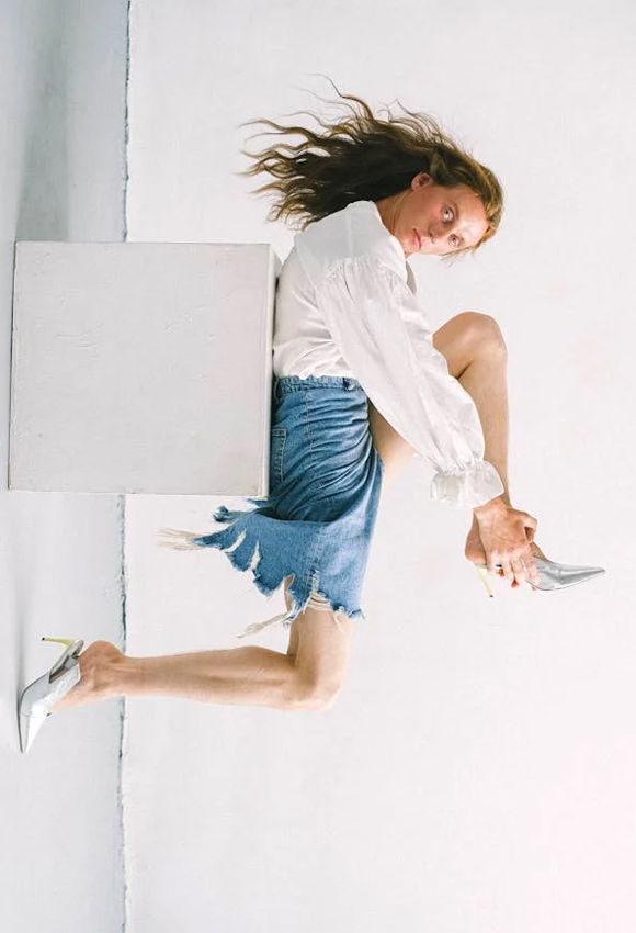 How to Shop for a Gender-Fluid Wardrobe: Tips & Recommendations