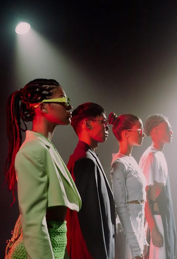 Shades of Cool: Top Trends in Sunglasses for 2024