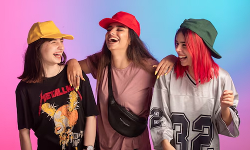 3-people-wearing-colour-hats