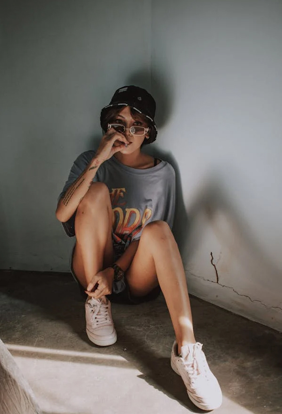 How to Style White Sneakers for Any Occasion