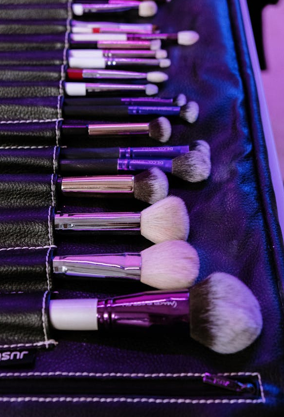 Must-Have Makeup Brushes: Your Guide to a Flawless Application