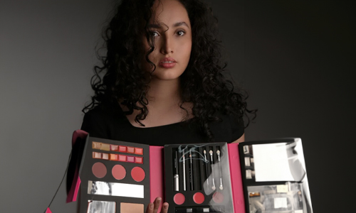 Women with a makeup palette