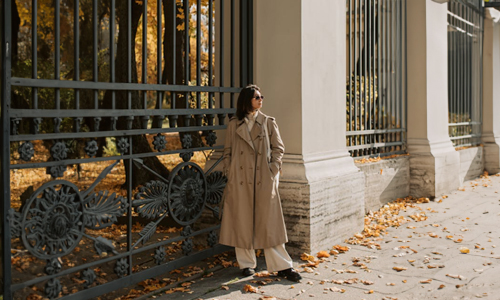 Woman wearing beige trench coat