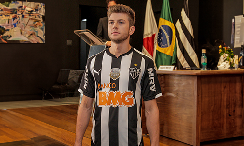 man-wearing-black-and-white