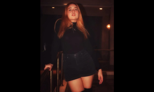 Women wearing black outfit