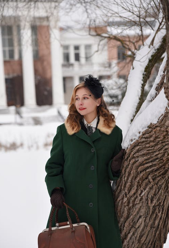 Top 10 Must-Have Accessories for Winter 2024