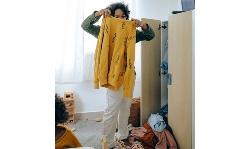 Declutter-and-Reconnect