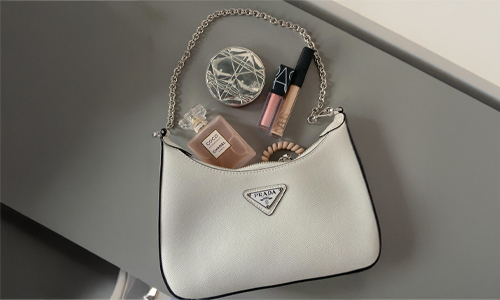  The Slouchy Shoulder Bag