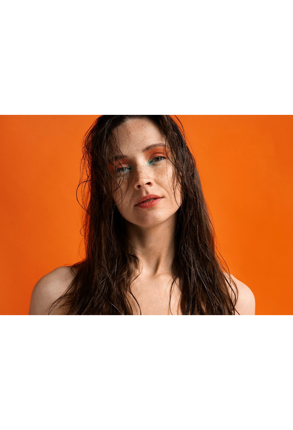 The Wet Hair Look: Coolest Hair Trend Is Back (and Better Than Ever)