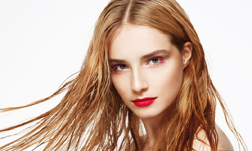 What Exactly Is the Wet Hair Look