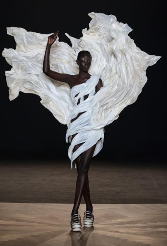 Iris van Herpen’s Sympoiesis: A Couture of Connected Realities