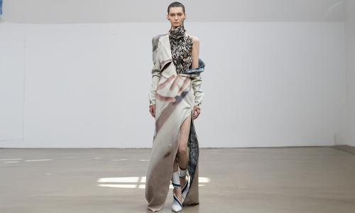 Earth-toned Resilience Meets Skin-baring Delicacy