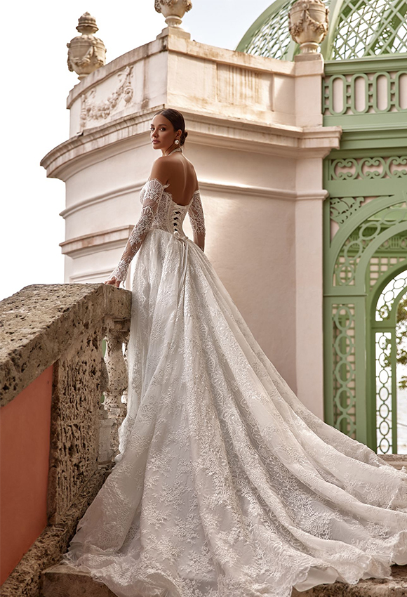 Wedding Dresses by Oksana Mukha: Haute Couture with Heart