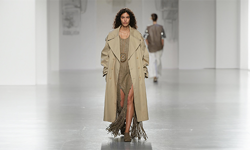 Tailoring Meets Fluidity