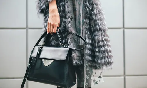 Structured Bags Are Back