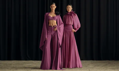  A Palette of Depth and Drama